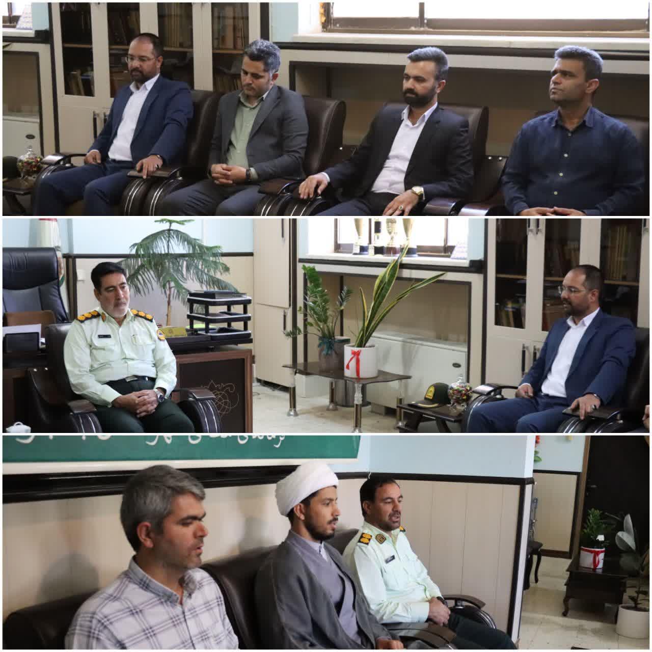 دیدار شهردار و اعضای شورای اسلامی شهر جاجرم با فرمانده انتظامی و رئیس کلانتری